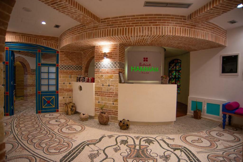 Bougainville Bay Resort - Villa 11 Sarandë Buitenkant foto