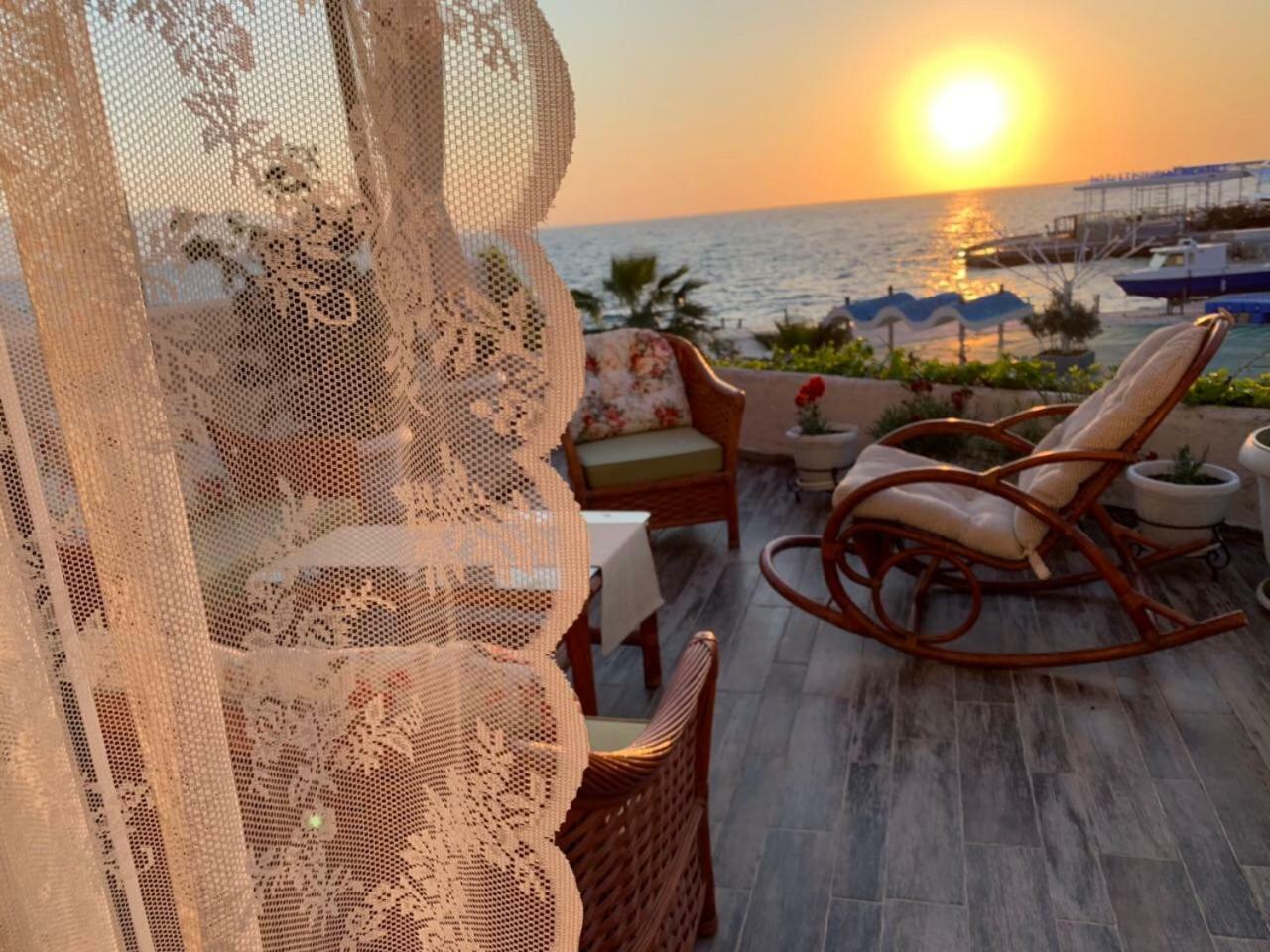 Bougainville Bay Resort - Villa 11 Sarandë Buitenkant foto